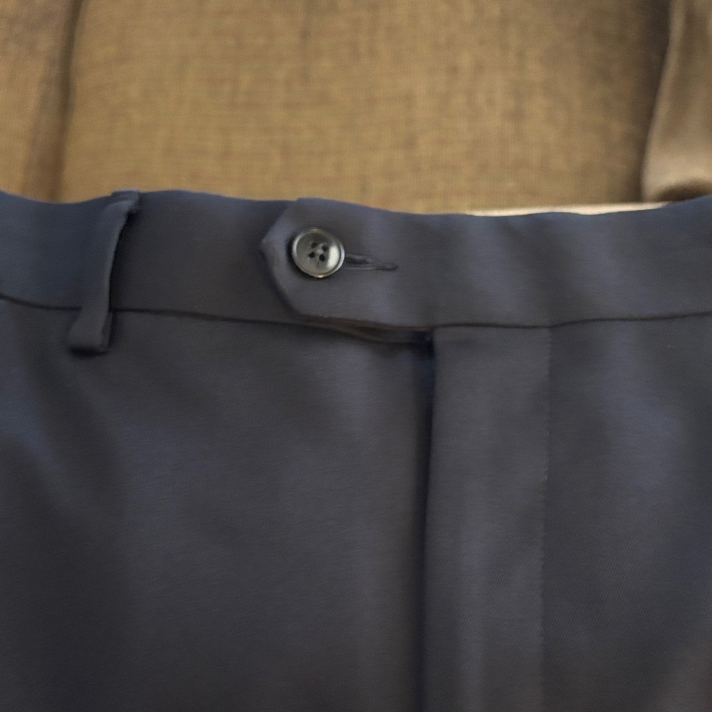 Roundtree & Yorke Black Mens Dress Pants - Picture 4 of 9